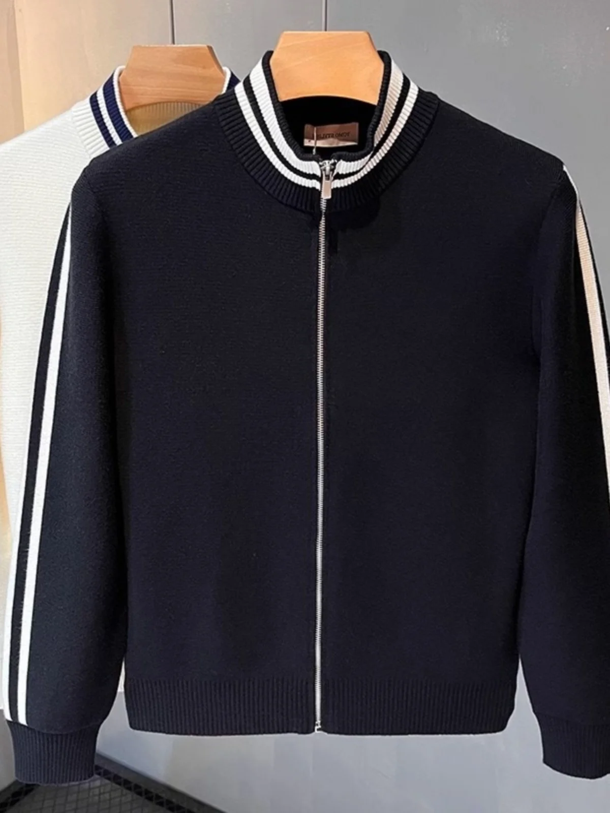 

Мужской вязаный кардиган на молнии премиум-класса, модный брендовый свитер, осенняя новинка, повседневный стиль, с длинным рукавом, городской стиль