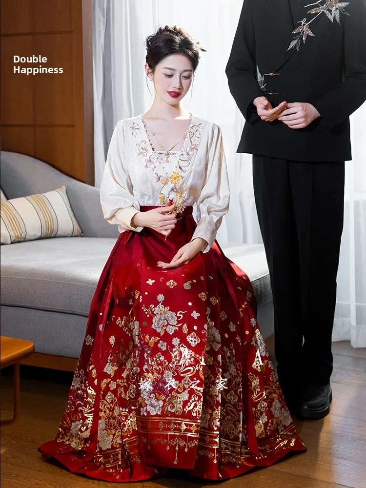 

New 2026 Wedding Dress Set for Women Traditional Chinese Style Engagement Ceremony High End Custom Made Hanfu Costume