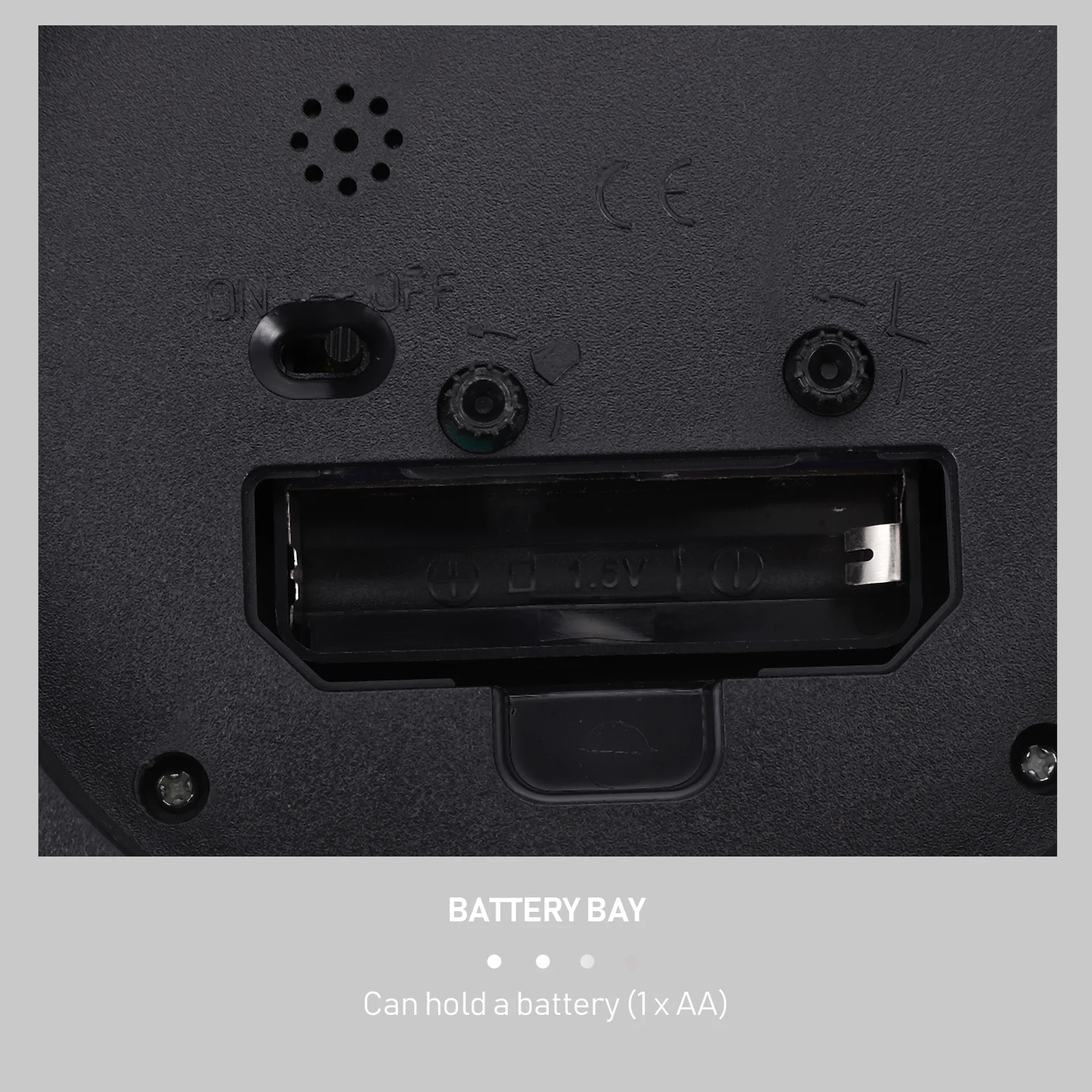 

Vintage Alarm Silent Movement Retro Desktop Moistproof Box Metal Coating Design Tabletop Clock For Bedroom Home