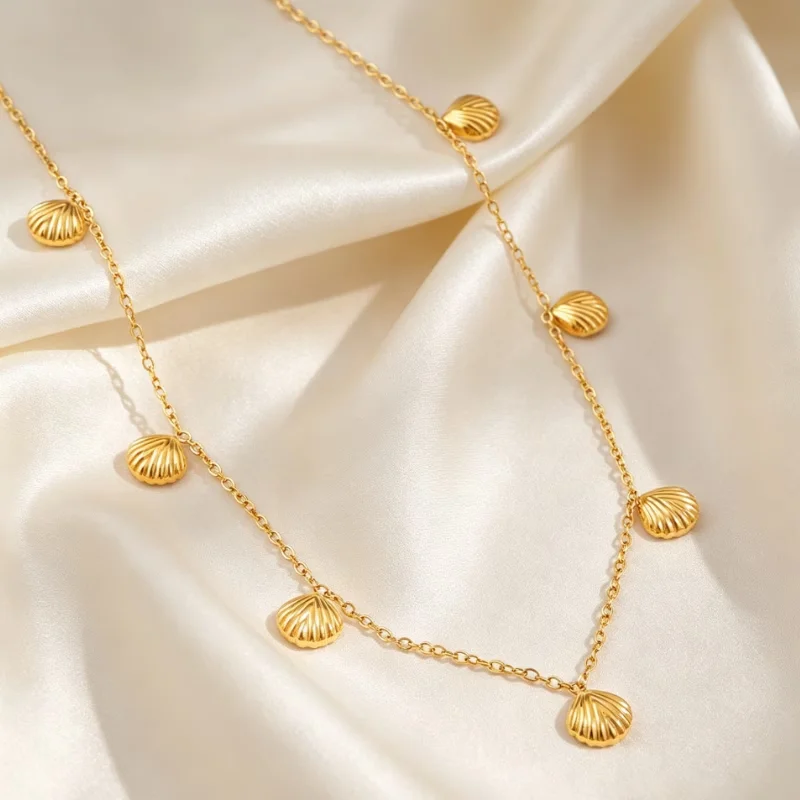 French Scallop Pendant Necklace Stainless Steel Summer Ocean-themed Clavicle Chain Unisex Jewelry Additions Gold/Silver Tone