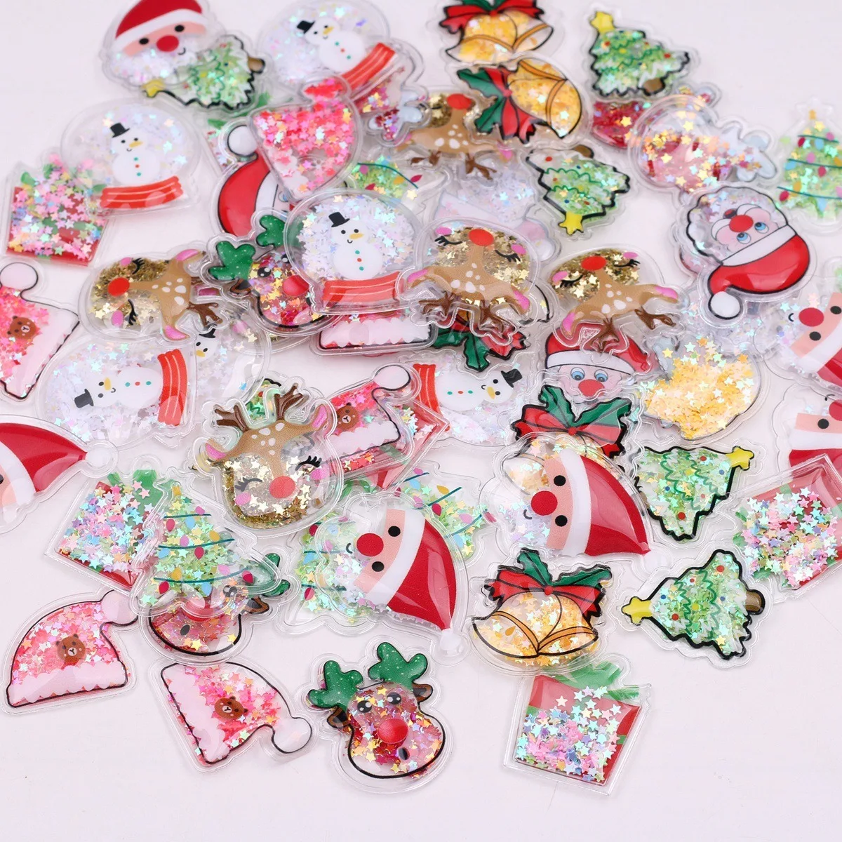 

50 шт. случайный рождественский стиль, блестящий струящийся Санта-Клаус, олень, несколько форм, ручная работа, сделай сам, праздничные украшения, материалы для открыток