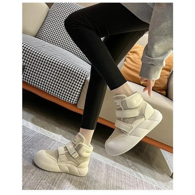 Winter And Autumn Retro Women & Girls Boots Fashion Female Warm Shoes Anti-Slip Ankle Sneakers Sports Casual  Size 35-40