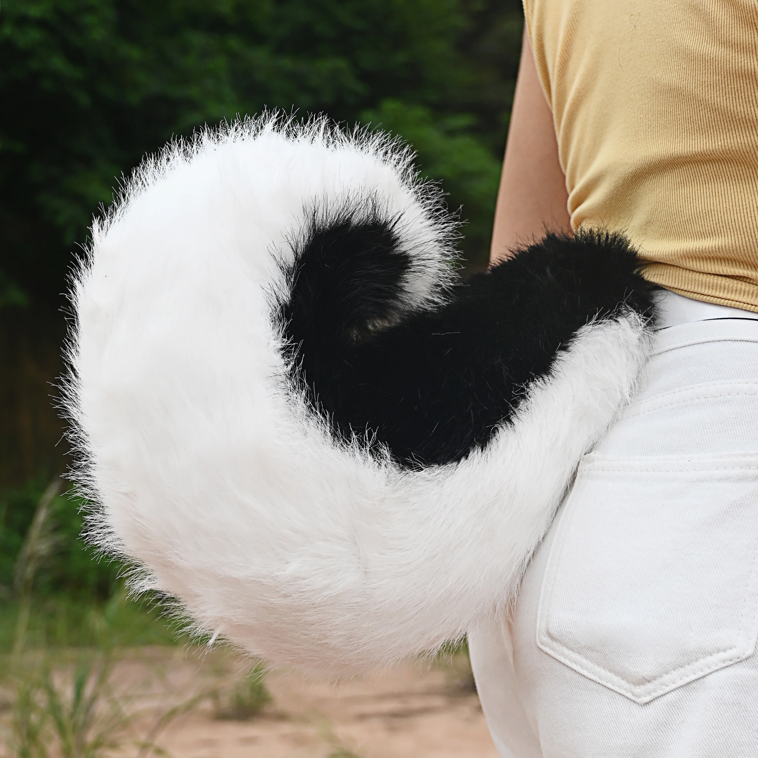 Plush Curly Animal Tail Synthetic Fur Style Fursuit Tail Cosplay Costume Prop for Halloween Party