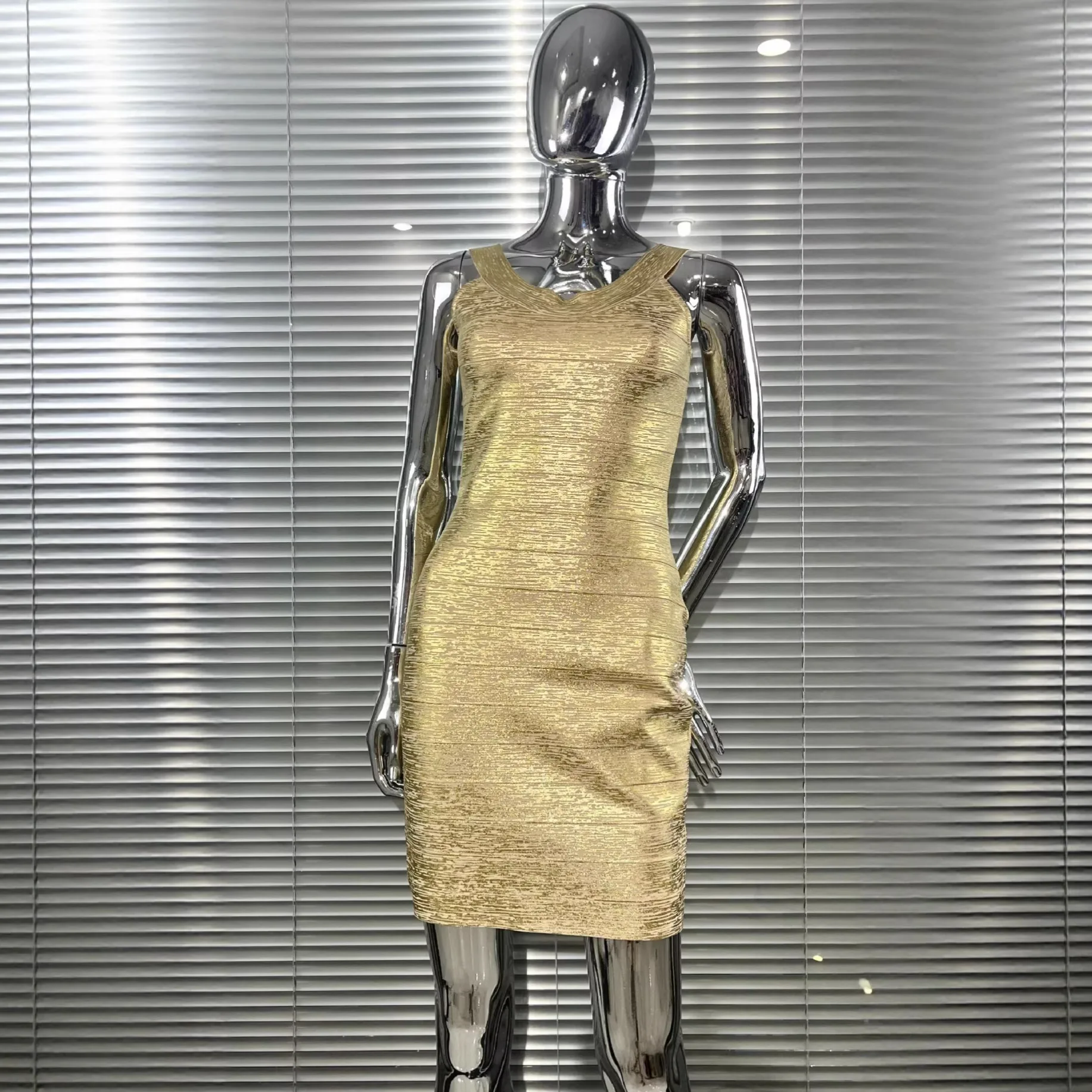

Elegant Gold Bandage Mini Dress Chic Solid Off Shoulder Sleeveless Slim Short Dresses Cocktai Party Short Bodycon Dress Vestido
