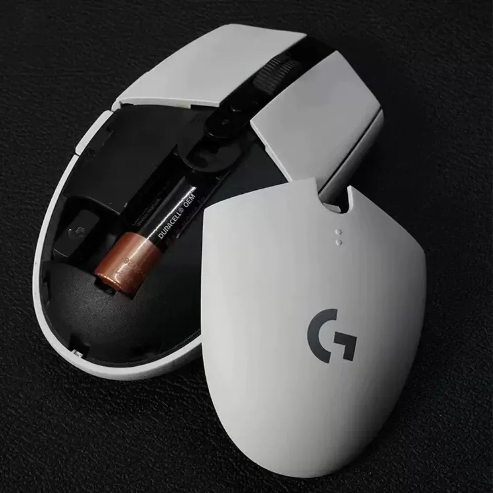 Logitech G304 Lightspeed Wireless Gaming Mouse 6 programmable buttons 12000dmi battery Stock RGB Wireless mouse original