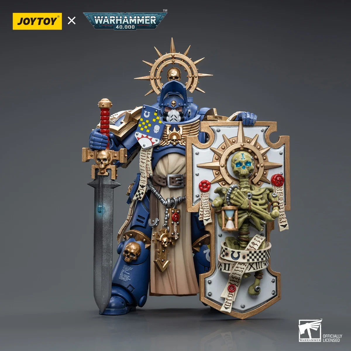 JOYTOY Action Figure Warhammer 40K Ultramarines Primaris Captain with Relic Shield and Power Sword 1:18 Figures Models Toys