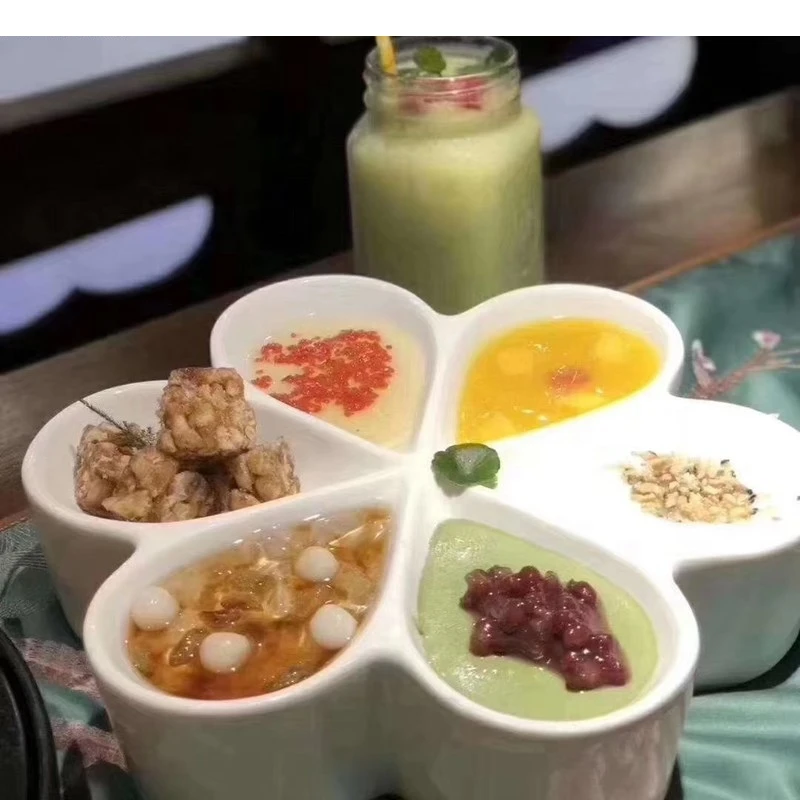 

Белая фарфоровая тарелка в форме сливы, день рождения, вечеринка по свадьбе, десерт, фрукты, домашняя кухня, закуска, ужин