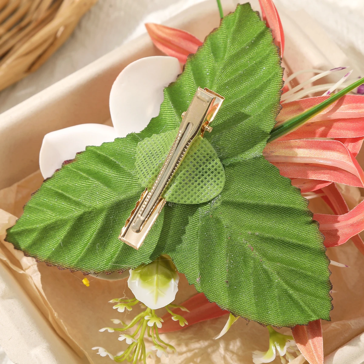 Fermaglio per capelli piccolo con fiore a uovo in stile bohémien, fiori artificiali, mollette per capelli, fermaglio da sposa, accessorio per capelli da spiaggia per donne, accessori per le vacanze_voghion.com