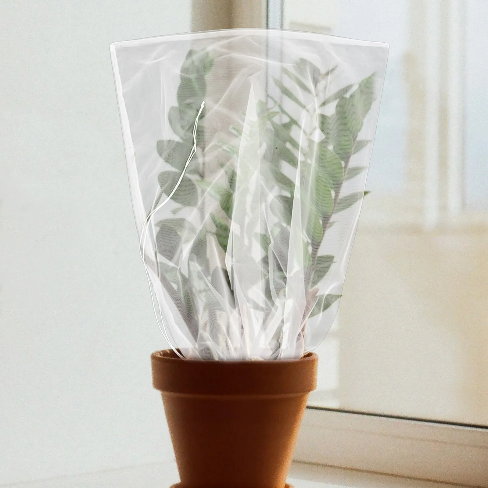 

Plant Insect Net Cover Large White Gardening Mesh Fruit Tree Protective Bags Drawstring Barrier Reusable Plants Cover Plant