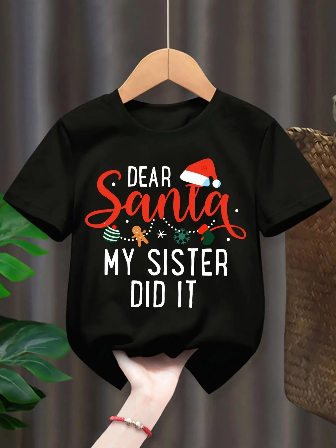 Funny Christmas T-Shirt Dear Santa My Sister Did It Prank Gift Cute Short Sleeve Top Santa Elf Print Soft Holiday Party Kids Top