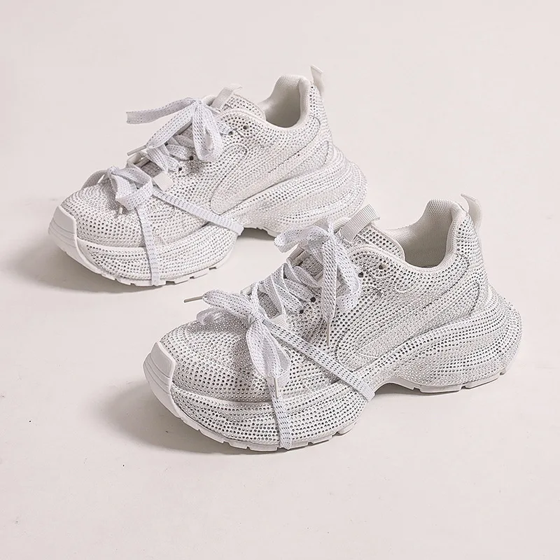 

【2025 Autumn】Rhinestone Dad Shoes Women Full Diamond Platform Sneakers Chunky Sports Shoes Ins Fashion White Casual Trendy