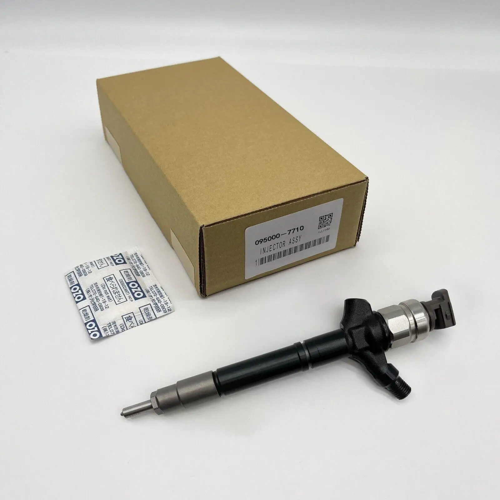 095000-7710 Common Rail Injector 0950007710 23670-59035 for Land Cruiser 4.5 d 1VD-FTV D-4D