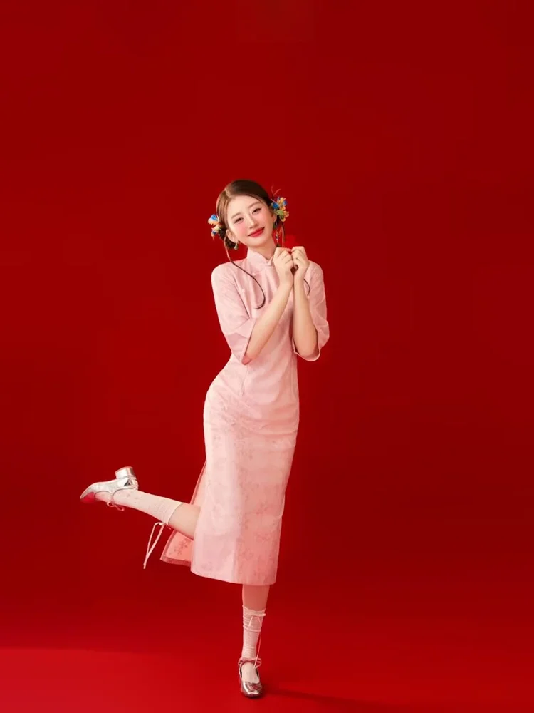 

Новый винтажный китайский костюм для фотосессий 2026 года: праздничный стиль, одежда для студийных портретов, традиционная этническая женская одежда