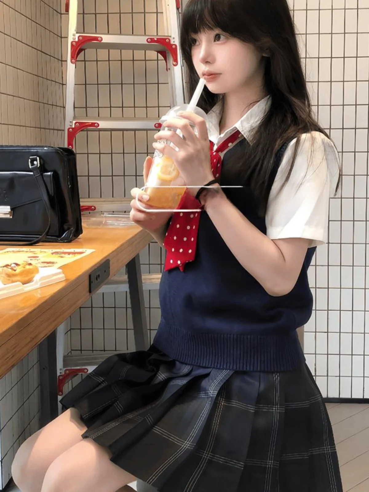 

School orm Sle Women's Knitted Sweater Vest Color Basic Japanese Sle Student Top V-Ne Regular Length Polyeste...