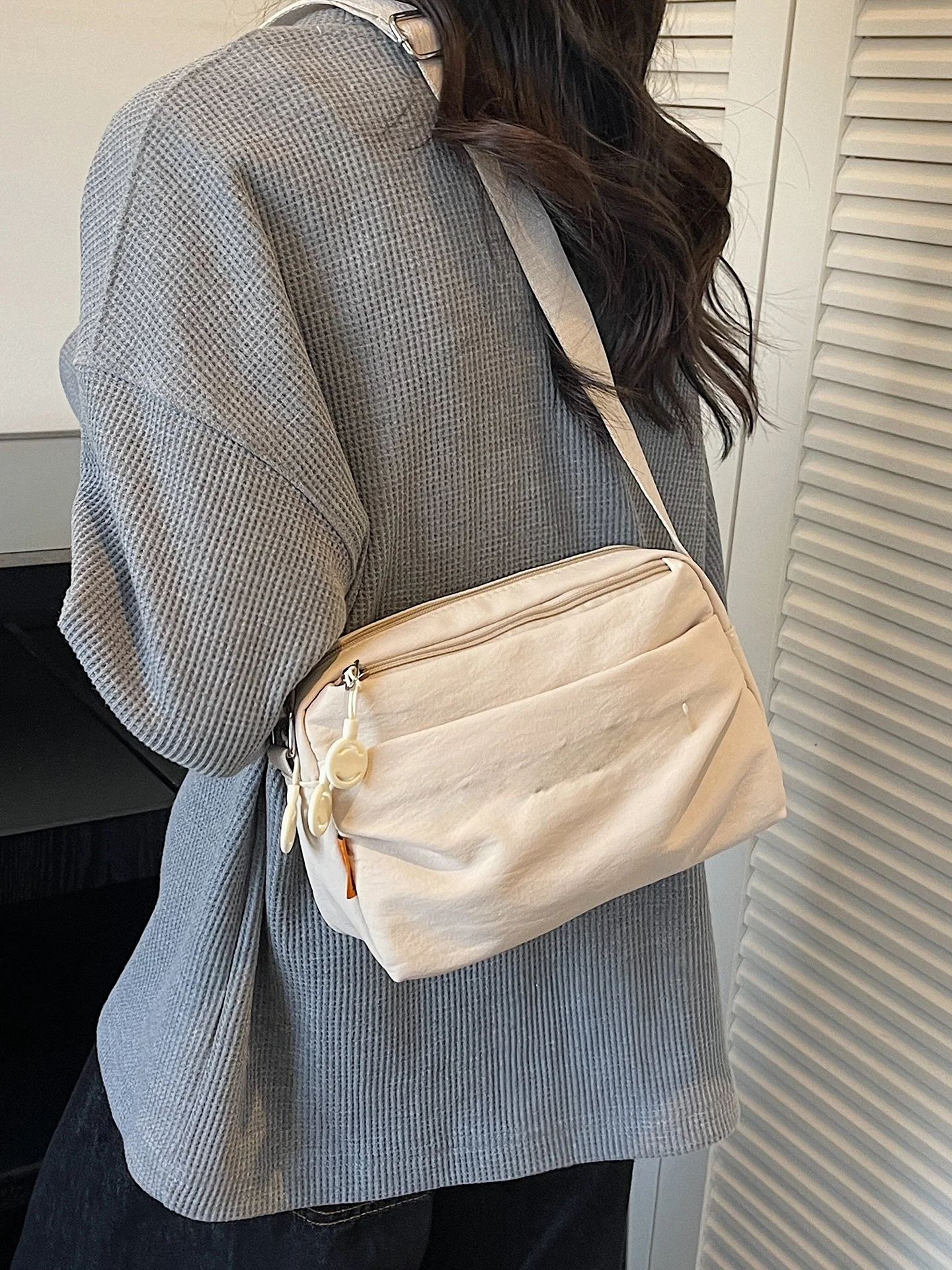 Lightweight Multi-Layer Cloth Cycling Bag Unisex Crossbody Shoulder Bag Fashionable Small Square Bag for Young Adults