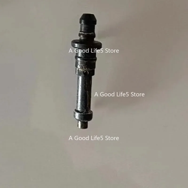 

Применитесь к кофемашинам, например Yurui JURA SAECO и других фитингов для всасывающего шланга для молока из пены для капучино.