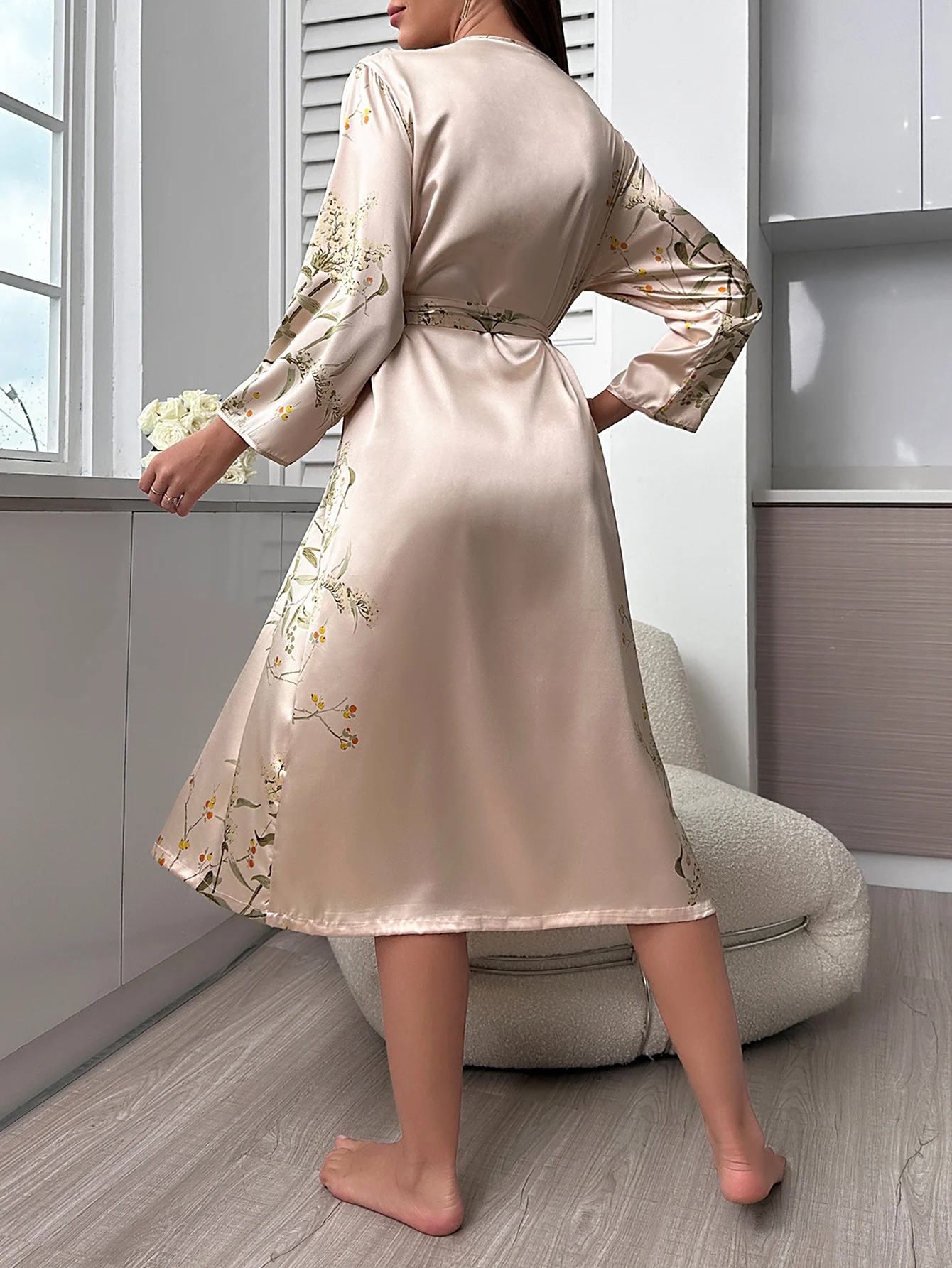 Floral Print Night Robe  Elegant Long Sleeve V Neck Robe With Belt  Women\'s Sleepwear