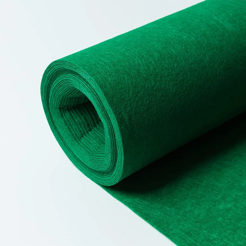 1 Piece of Green Holiday Celebration Wedding Carpet Non-woven Fabric Aisle Anti Slip Carpet