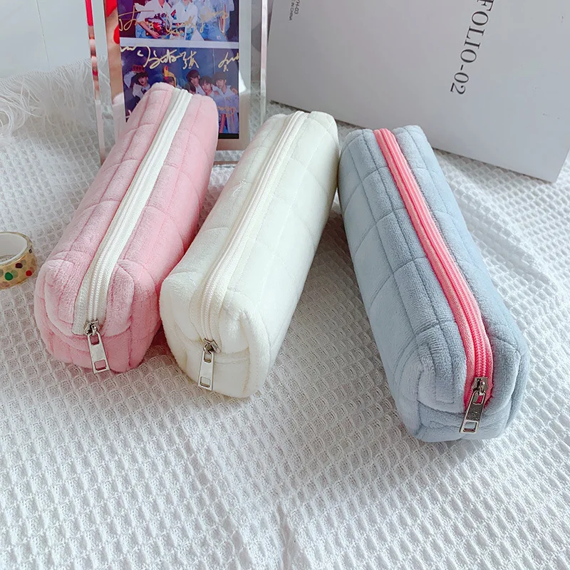 Imagem -04 - Soft Velvet Zipper Pencil Bolsa Papelaria Kawaii Estojo de Armazenamento de Canetas Organizador de Pelúcia Gestão