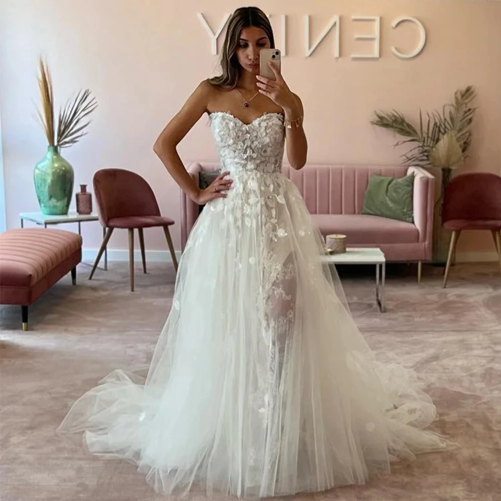 

Sexy Lace Appliques Off Shoulder Sleeveless Spaghetti Straps Floor-Length Bridal Gowns A-Line Wedding Dresses Chapel Train 2023