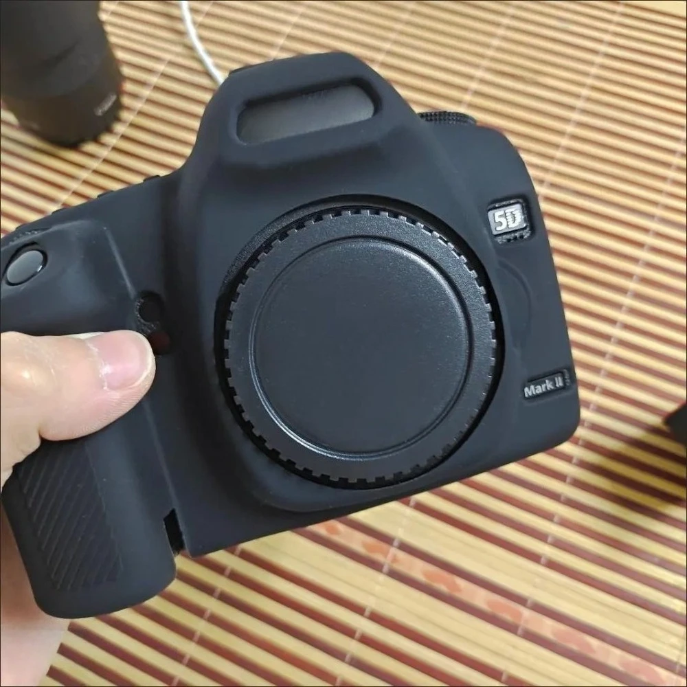 

For Canon EOS 5D Mark III/IV 5D2/5D3/5D4 6DII/6D2 7DII/7D2 77D 600D/700D Silicon Sleeve Armor Skin Case Body Cover Protector