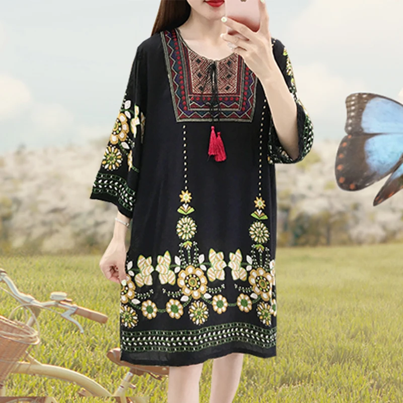 Abito da spiaggia Boho ricamato in cotone sciolto stile etnico Abito longuette estivo casual con nappe a fiori