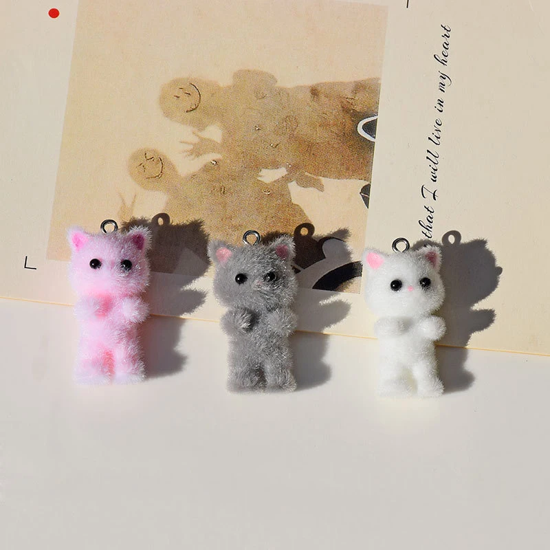 Animales flocados de dibujos animados con forma de gatos, muñecos de resina, colgante de cuentas, joyería Diy, pendiente, llavero de ropa, accesorios colgantes