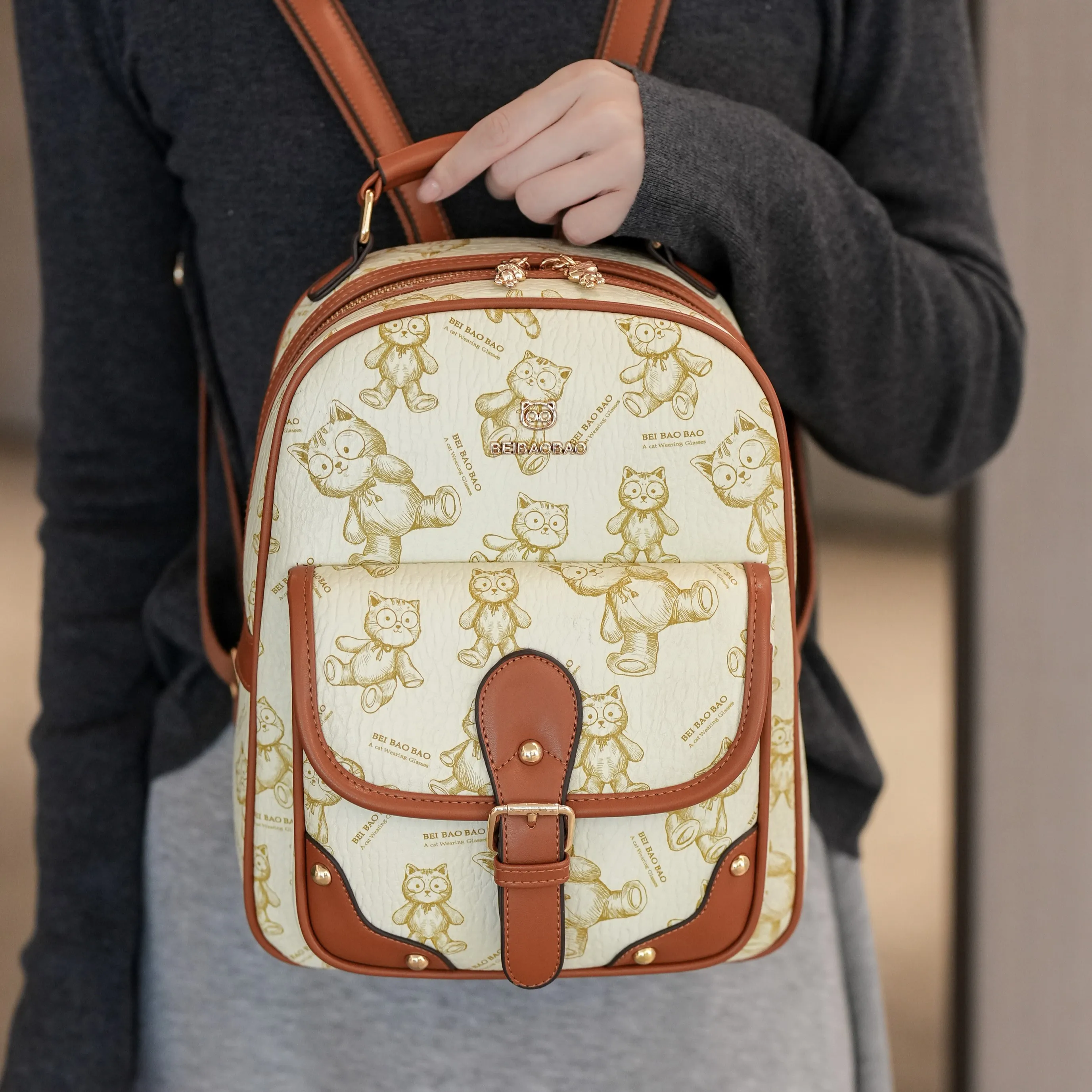 

Роскошный большой вместительный рюкзак с принтом медведя, женский 2026, повседневная дорожная модная школьная сумка, стильная сумка на плечо