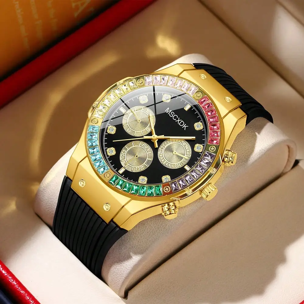 

Роскошные часы-хронограф золотистого цвета с разноцветным хрустальным безелем и черным силиконовым ремешком