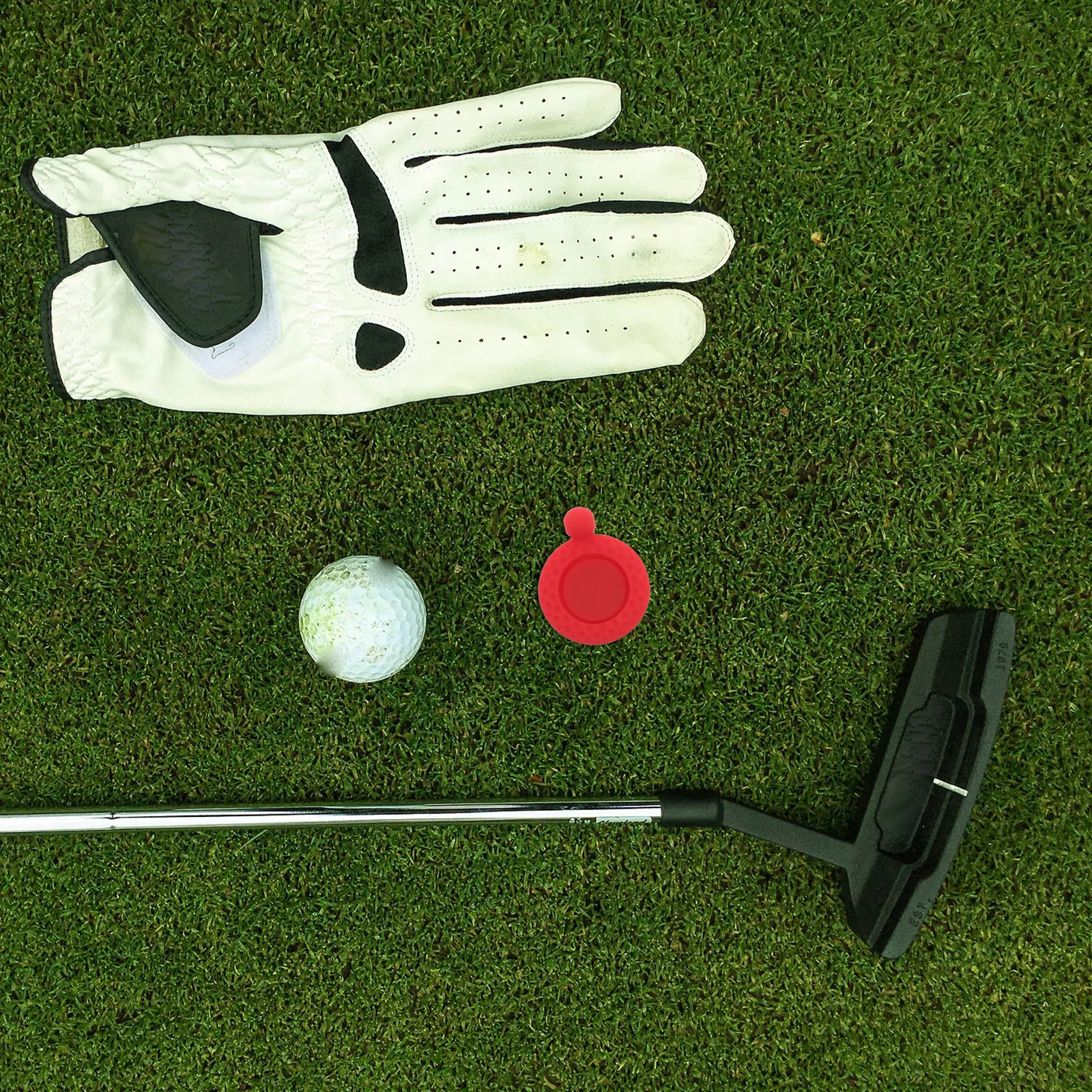 

Комплект из 2-х красных силиконовых держателей для маркеров для мячей на кепку, эффективный аксессуар для гольфа, легкое тренировочное приспособление