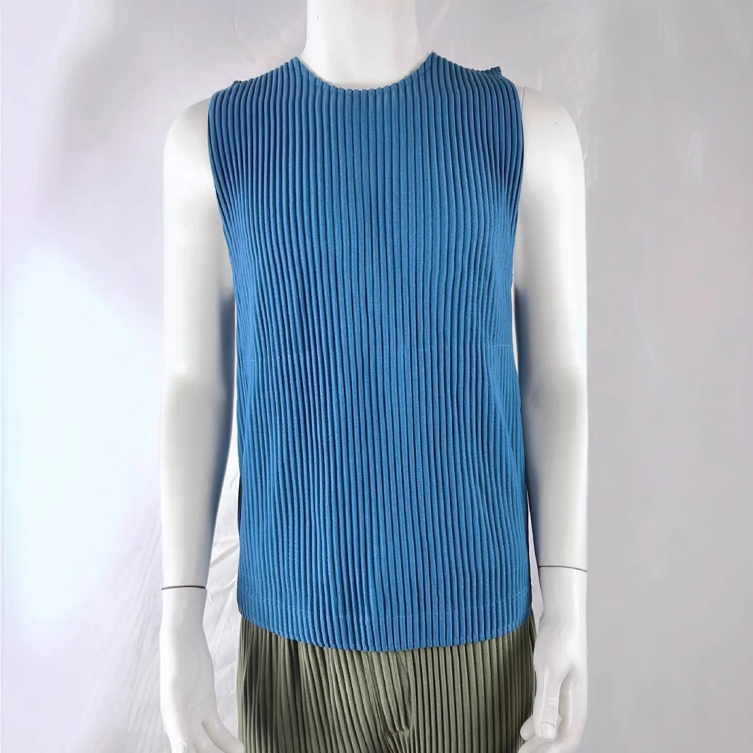 Miyake Fold 2025 Men's Summer Casual Loose Pleated Japanese Design Basis Pleats Base Tank Top Vest Men's Fashion Casual