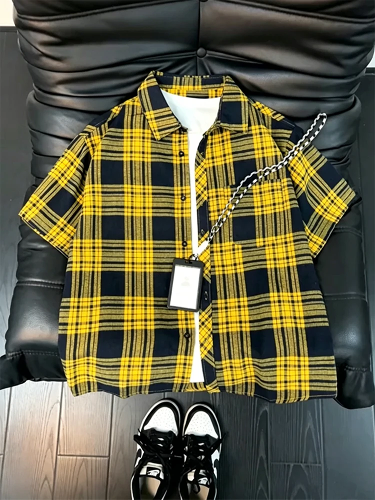 

Dopamine Yellow Plaid Men's Short Sleeve Shirt Summer Five-Button Retro American Style Layering Outerwear Breathable Casual S...
