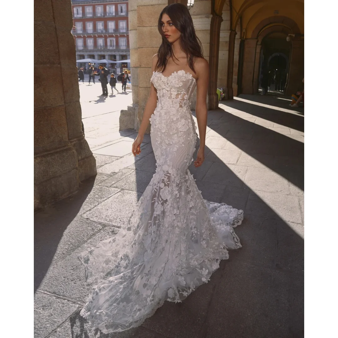 

Custom Strapless Sweetheart Mermaid Wedding Dress with 3D Floral Lace Applique Court Train Bridal Gown Vestido De Novia
