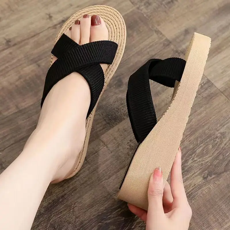 

2024 New Women's Summer Wedges Cross Strap Slippers Thick Sole Non Slip Home Slippers Outdoor Beach Slippers Modern Slippers