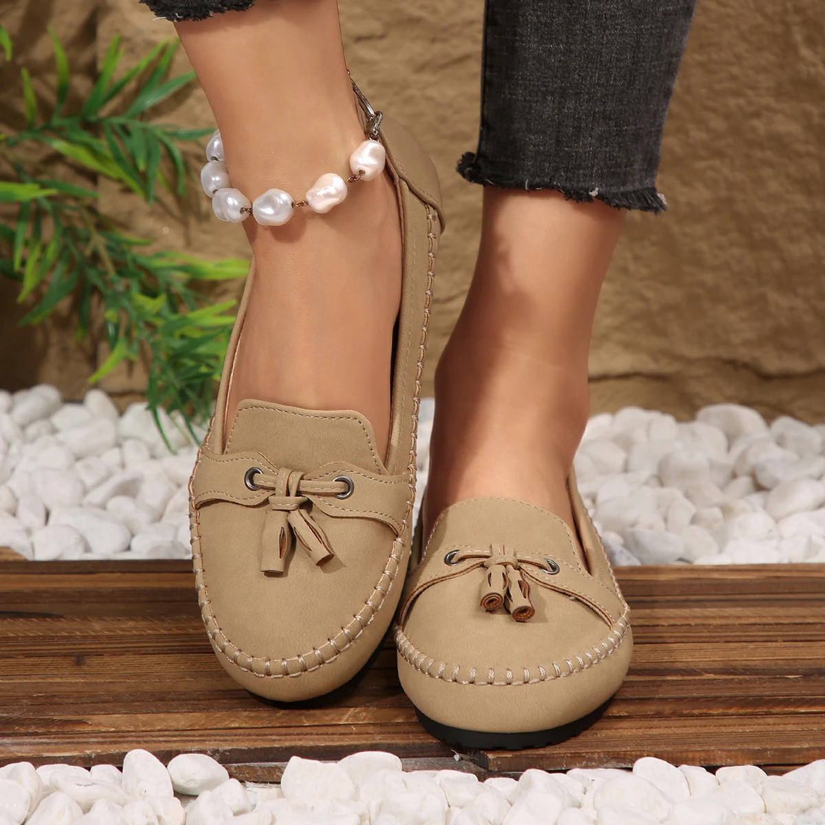 Damen-Loafer mit Quasten, runde Zehenpartie, Slip-On, flache Schuhe, Wildleder-Optik, weiche Sohle, lässige Damen-Mokassins für den Alltag. – Detail 6