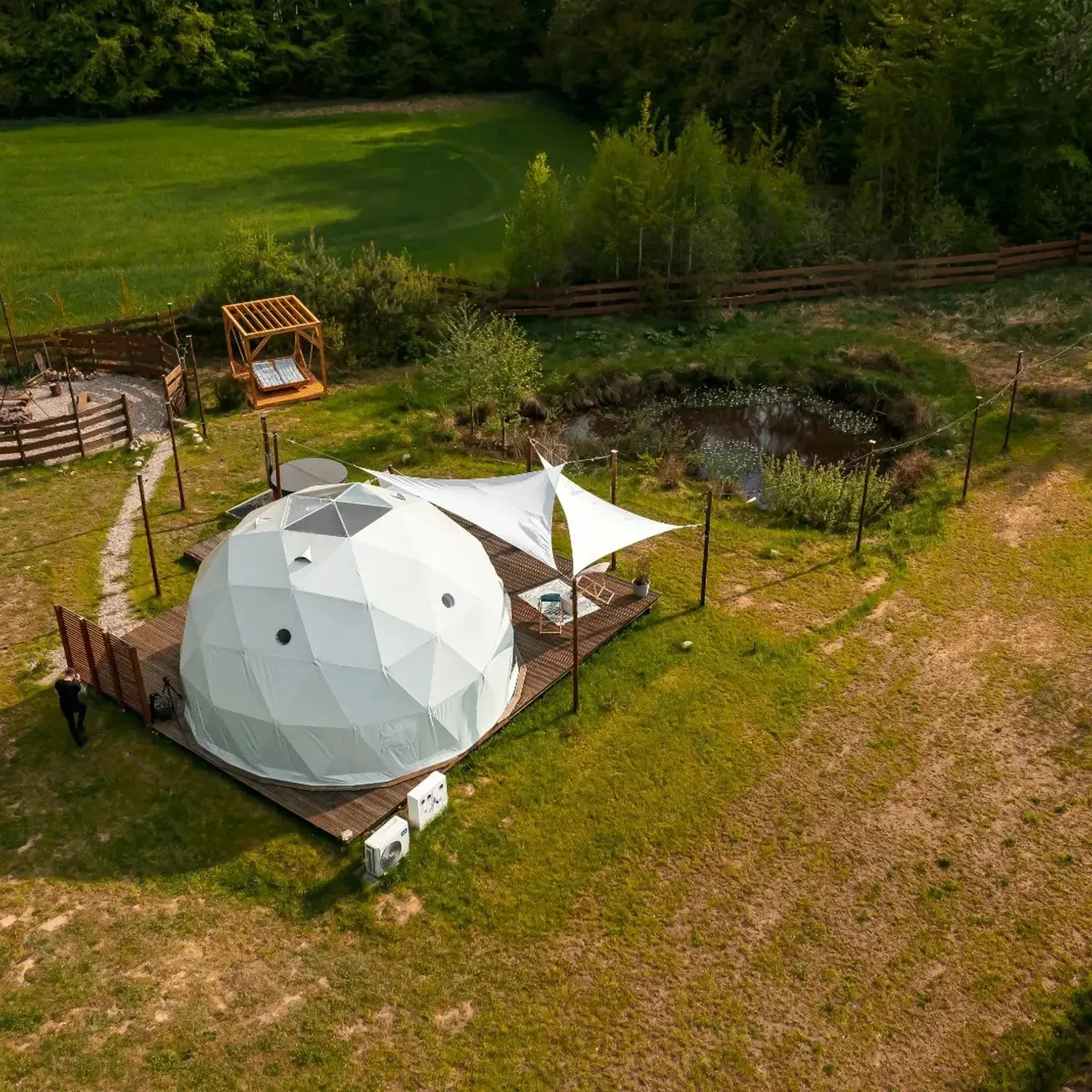 Premium Luxury Dome Cabin for Glamping Hotel Resort Project with Modular Construction Elegant Appearance Customizable Solution