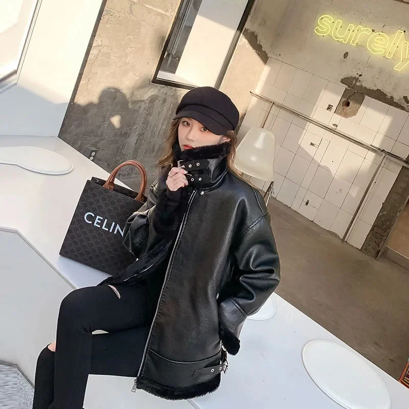Motorcycle Leather Jacket For Women 2023 Winter Standing Collar Plush Thick Jacket Fur Fur Integrated Lamb Fur Coat for Women