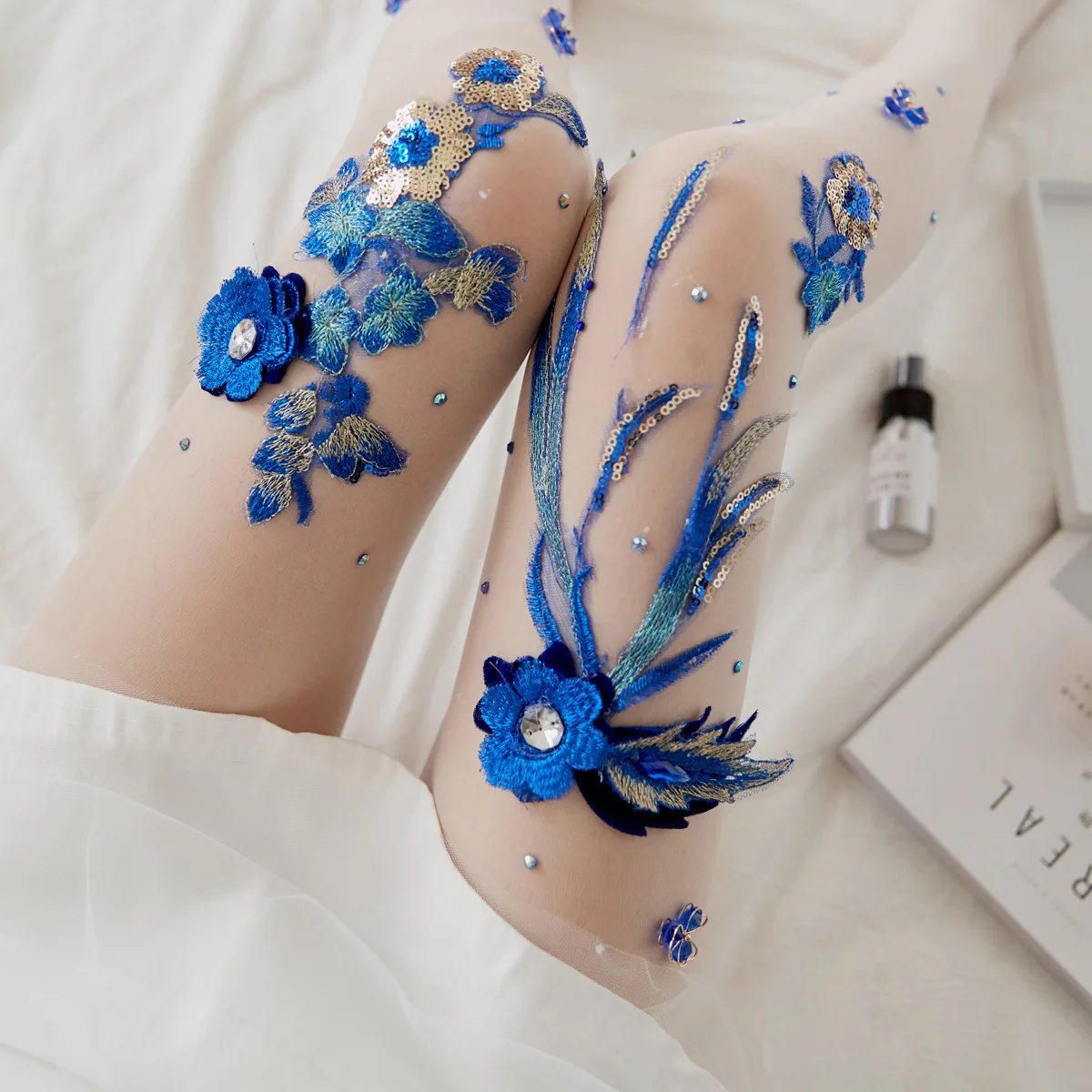 

Hand-made Embroidered Flower Style Cherry Blue Enchantress Pattern Unhooked Silk Mask Socks Stockings Pantyhose Children