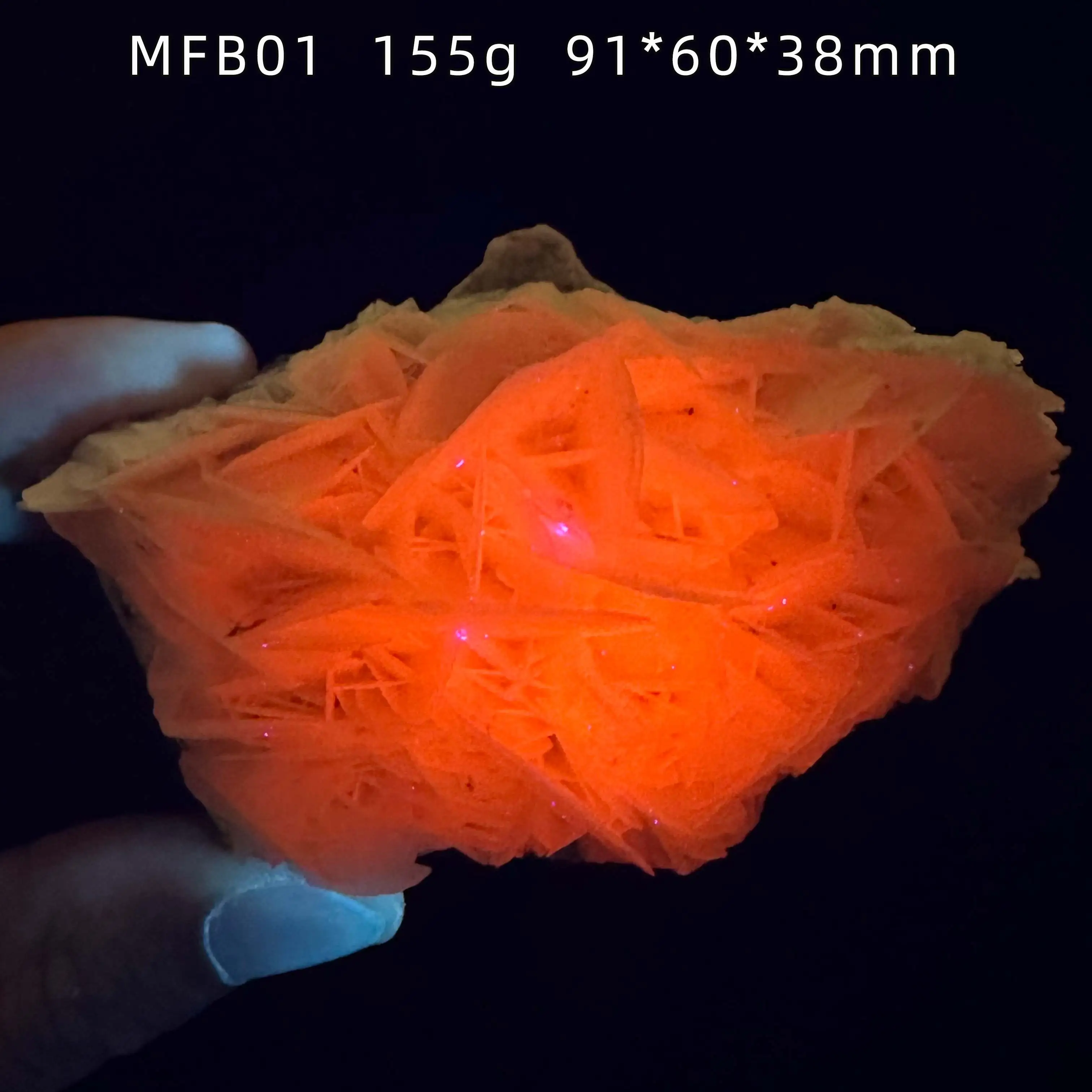 100% Natural White Flake Calcite（Fluorescent Effect Pink ）Specimen Crystal Quartz Cluster Spirit Home Room Decor
