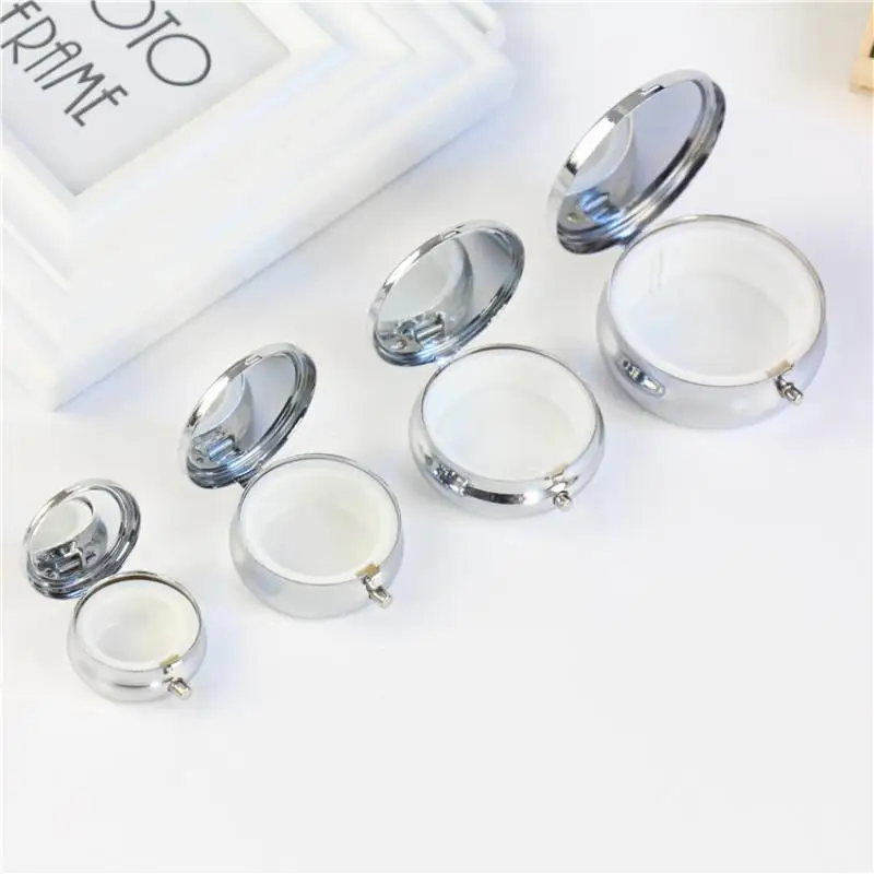 Portable Jewelry Box With 2 Compartments Compact Travel Box Metal Finish Scratch Resistant Interior〔HMA58〕