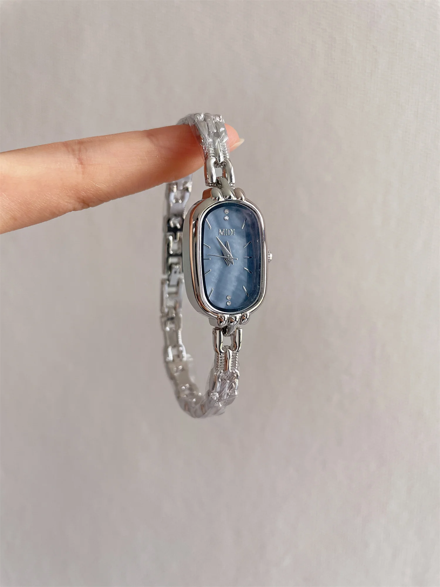 Fashion Workplace Watch Women's High Value Light Luxury Niche Women's Genuine New 2025 Waterproof Women's High-end Watch