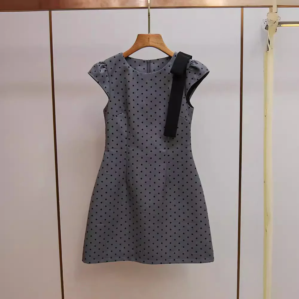 Ele ey Gonna a pois con nodo a vita alta Puffy Sves Commute Sle Faion Summer Dr da donna