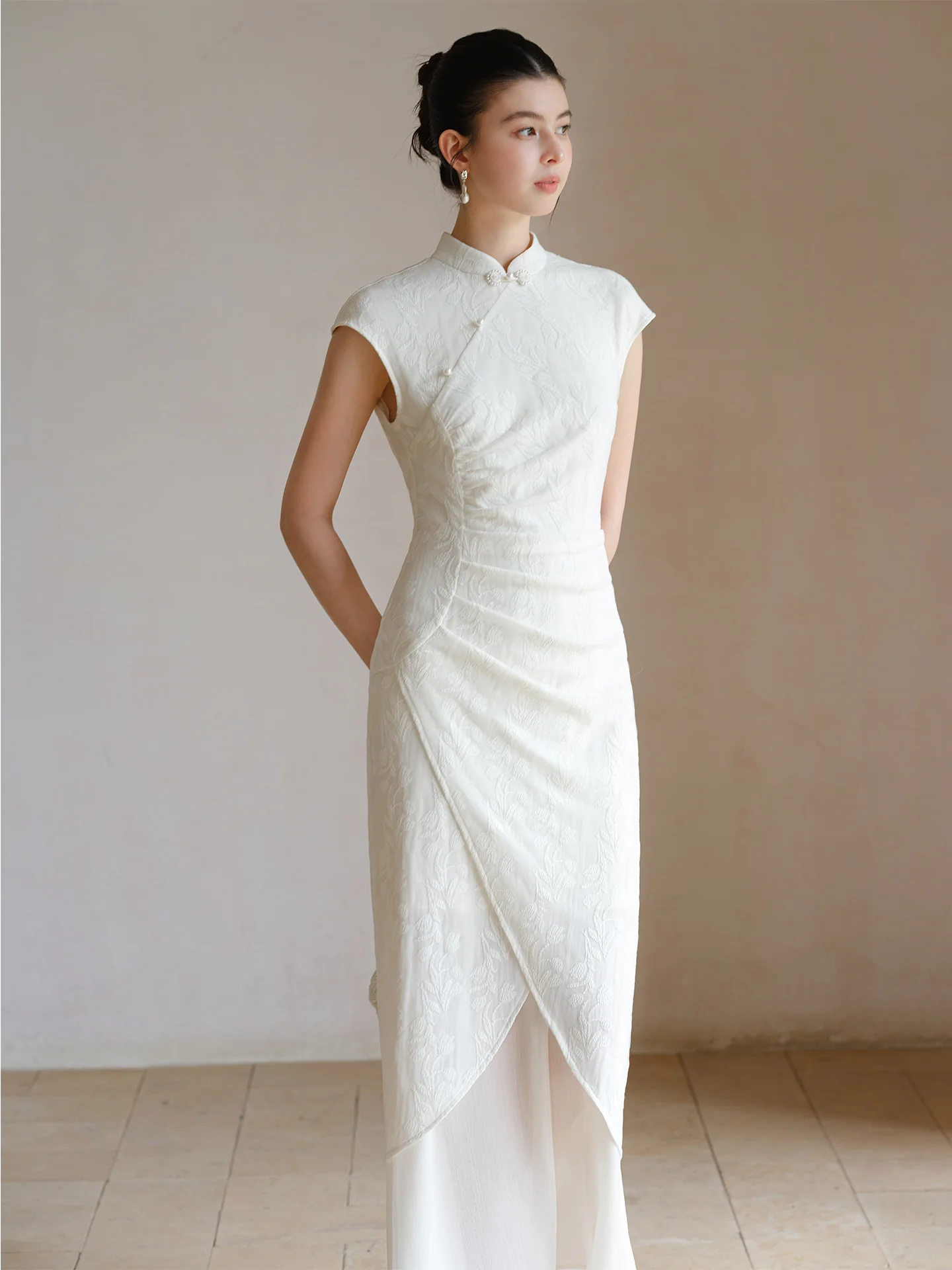 Elegant New Chinese Style Floral Embroidery Women's Dress Pleated Texture Summer 2026 Long Wedding Dress Polyester 95% Spande...