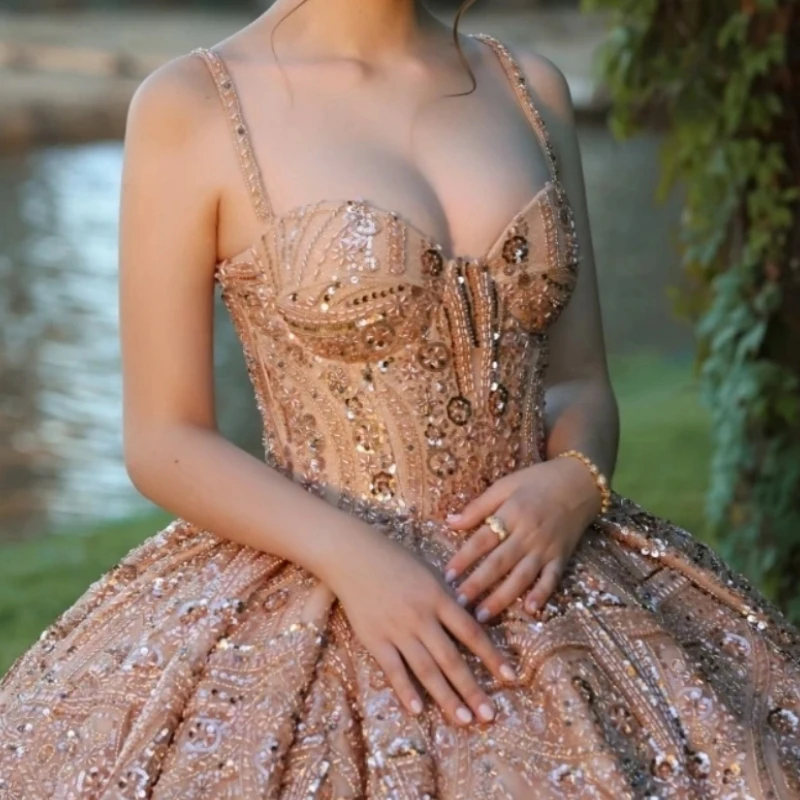

A3903 Luxury Mexican Women Wedding Occasion Party Dress Beading Ruched Ball Gown Prom Birthday Party Quinceanera DressCustomized