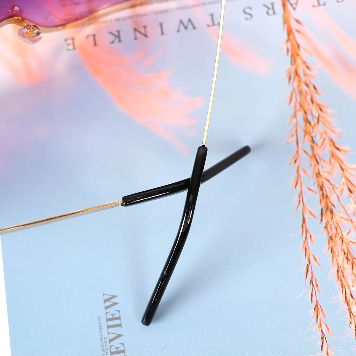 

1 Pair Windproof Coverall Goggles Lightweight Durable Fashionable Sunglasses For Outdoor Party Decoration Gift Men Women Purple