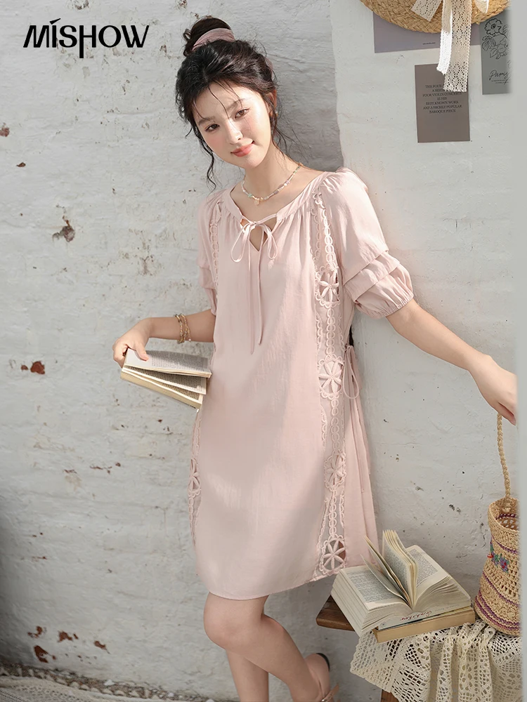 MISHOW Vacation Tea Break Sweet Dress 2024 Summer French Temperament Hollowed Out Dresses Embroidered Lace-up Dress MXD30L1950