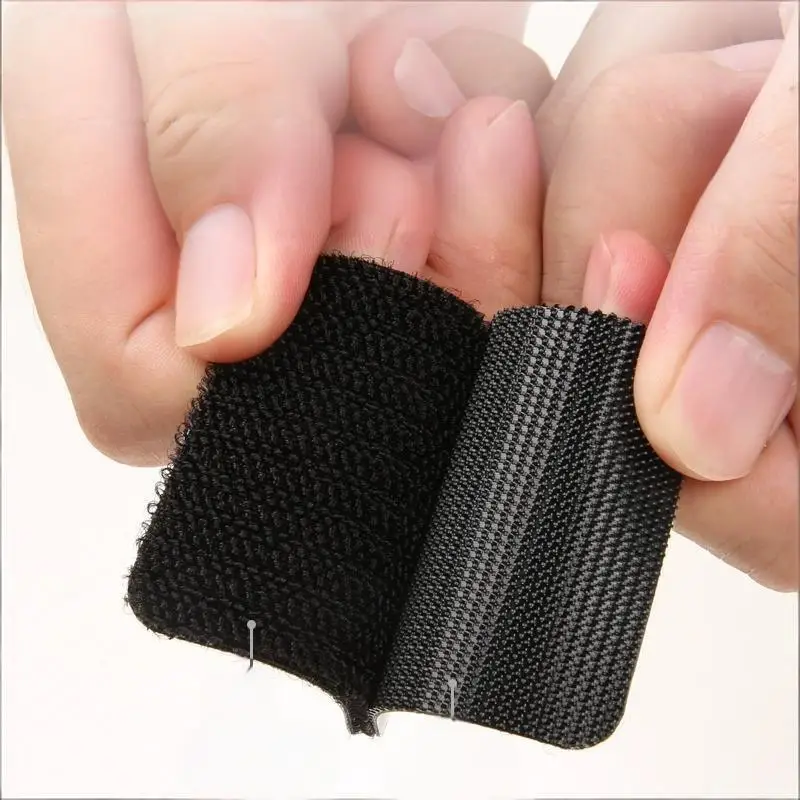Super Strong Double-sided Tape, With Super Adhesive Strength, Suitable For Fixing Cable Organizers, Automotive Use.