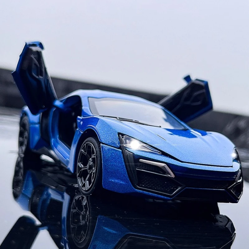 Model samochodu HYPERSPORT Super Sport z metalu odlewanej ciśnieniowo w skali 1:32, kolekcjonerski, z dźwiękiem i światłem, modny ornament.