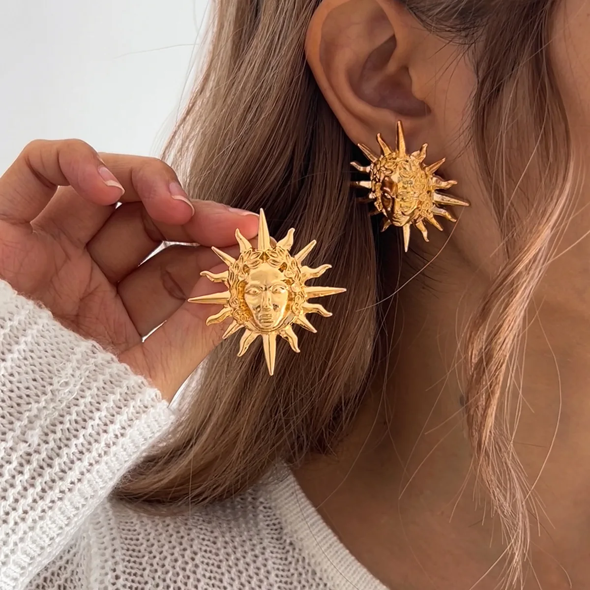 Aesthetic Sun Portrait Ear Stud Earrings for Women Boho Irregular Folds Gold Color Metal Sunshine Earings Piercing Jewelry Gifts