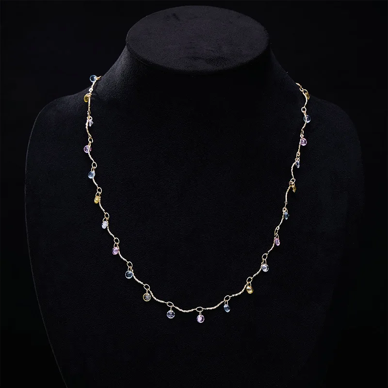 Accessori per collane con bracciale in zirconi colorati geometrici di lusso semplici e leggeri, un stile di nicchia e un lusso leggero